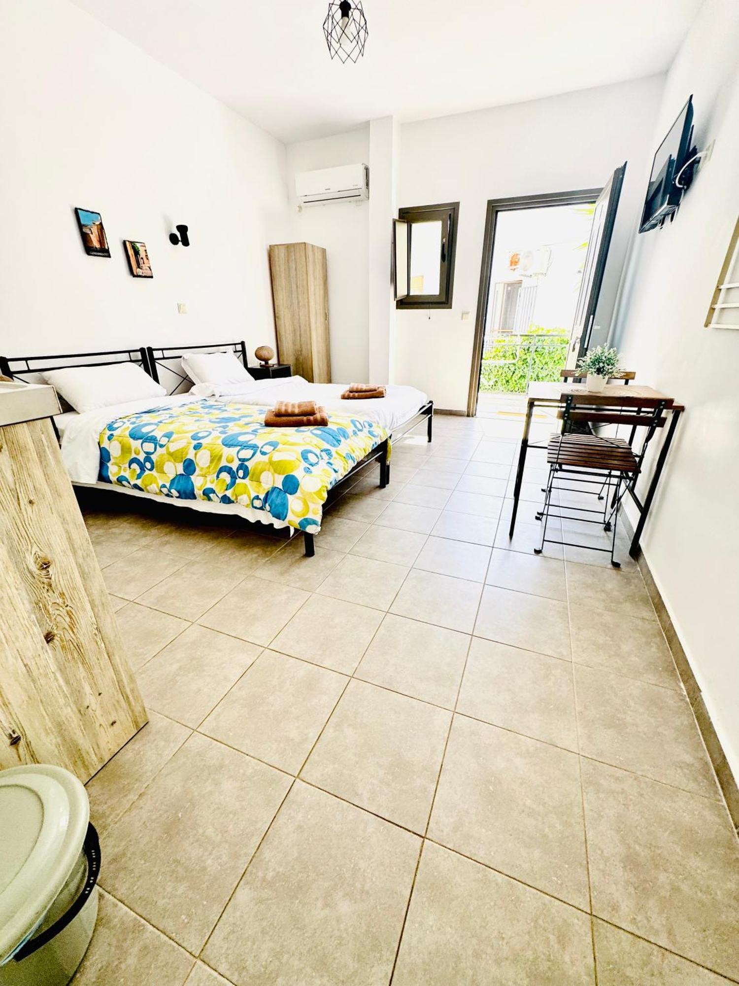 Mani Spot Hotel Areopoli Exterior photo